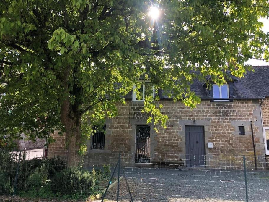 Apartamento Aupres De Mon Arbre Pontmain Exterior foto